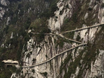 石家庄天堂寨旅游景区：自然奇观、历史文化、探险乐趣，一起发现美食之旅